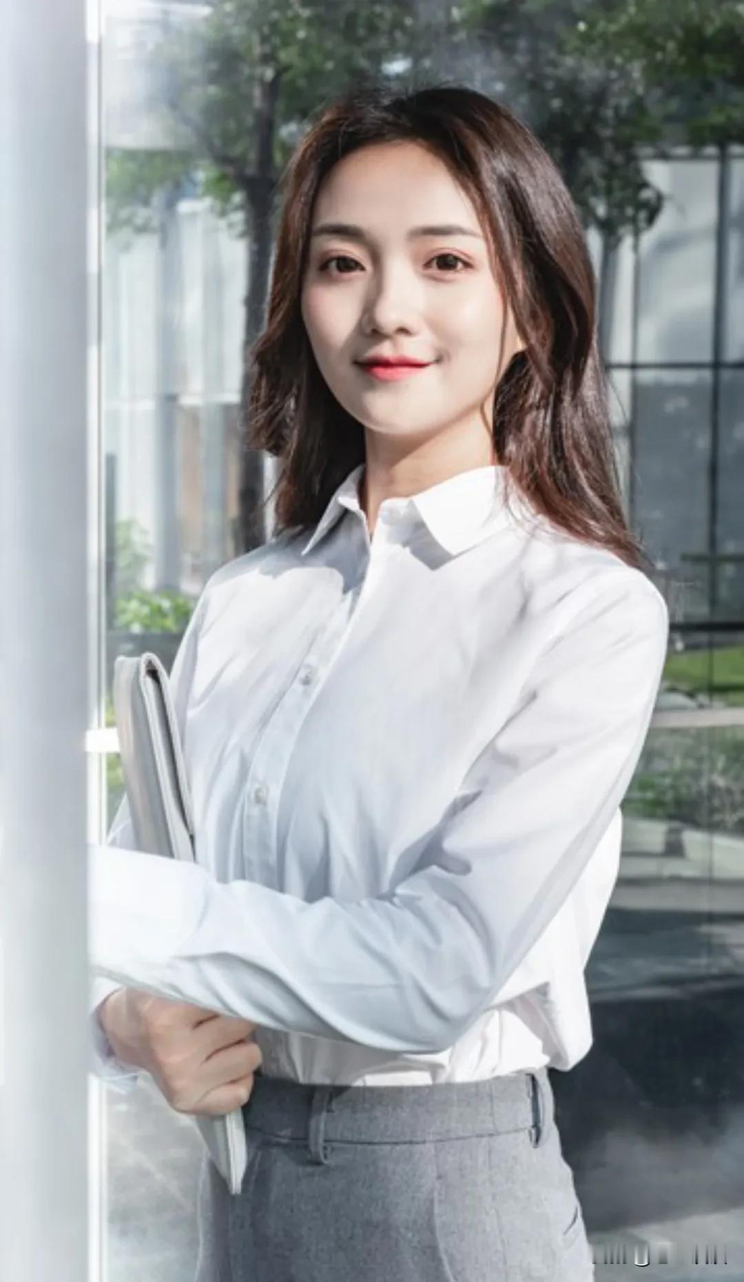 有位网友说 : “手心向上的日子不好过，自从当了全职妈妈后，老公每个月给2000