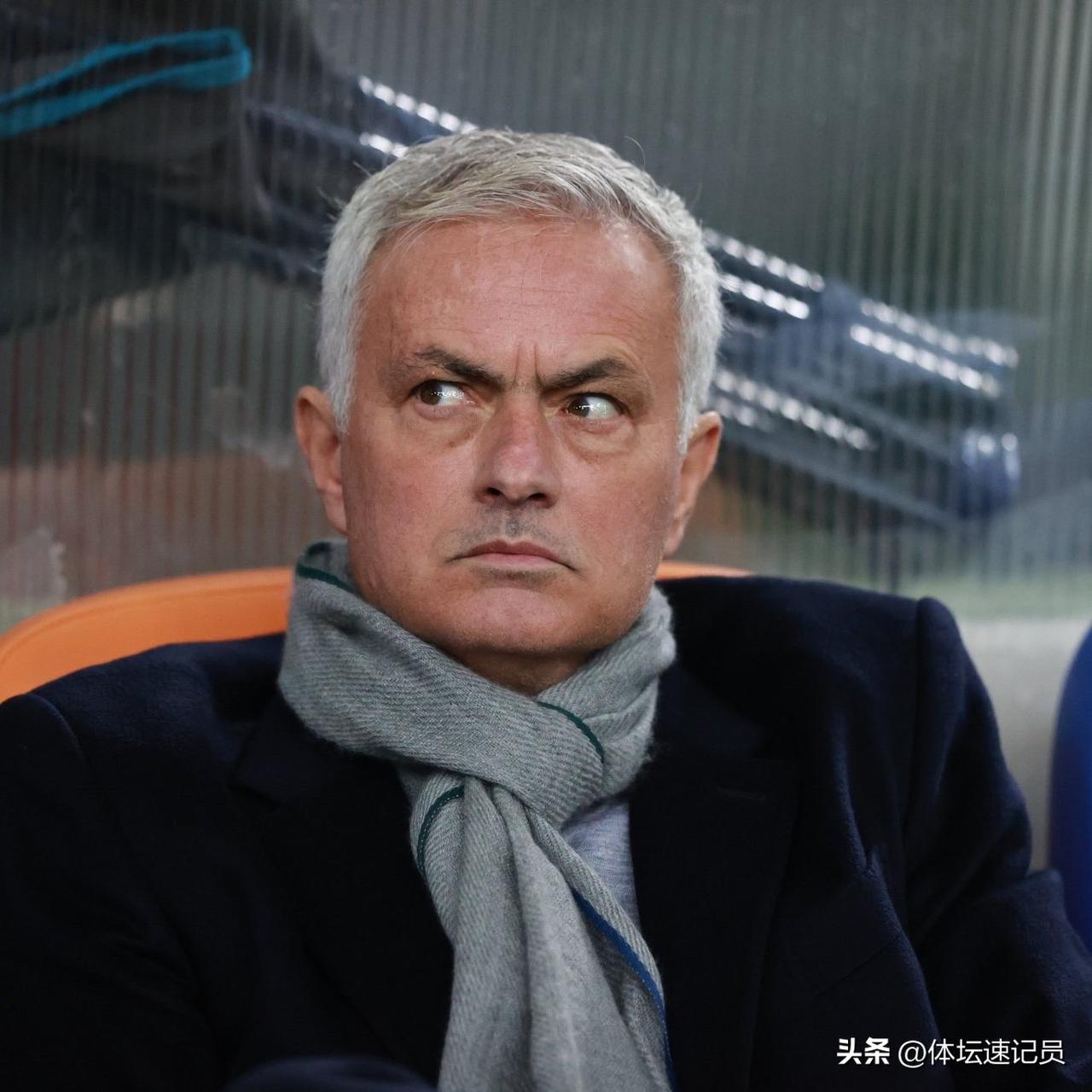 穆里尼奥也出面讨论内马尔未入选国家队的话题，他认为安切洛蒂这次没考虑周全。

他