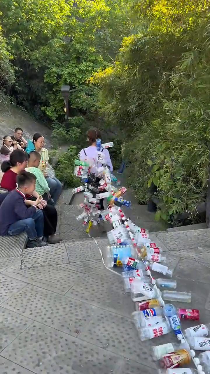 哈哈哈哈。