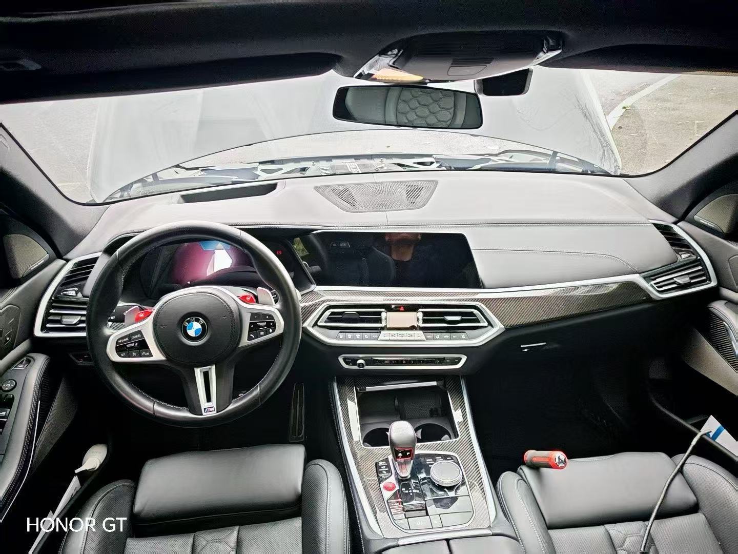 有些二手车 还是值得买的21 年一手原漆 2.6 万公里的 X5M日常简单代步开