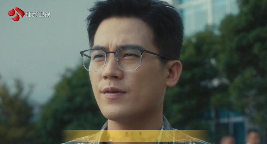 欧豪难的时候自己咬牙坚持欧豪出生在海运家庭青梅竹马到大华子与谢望和的甜蜜，欧豪见