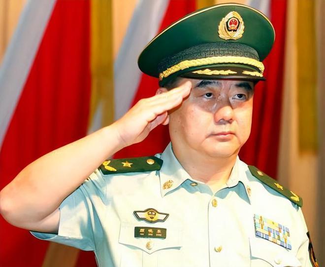 武警少将转任省军区主官，为何要改授陆军少将，海军和空军少将却不用改。

武警少将