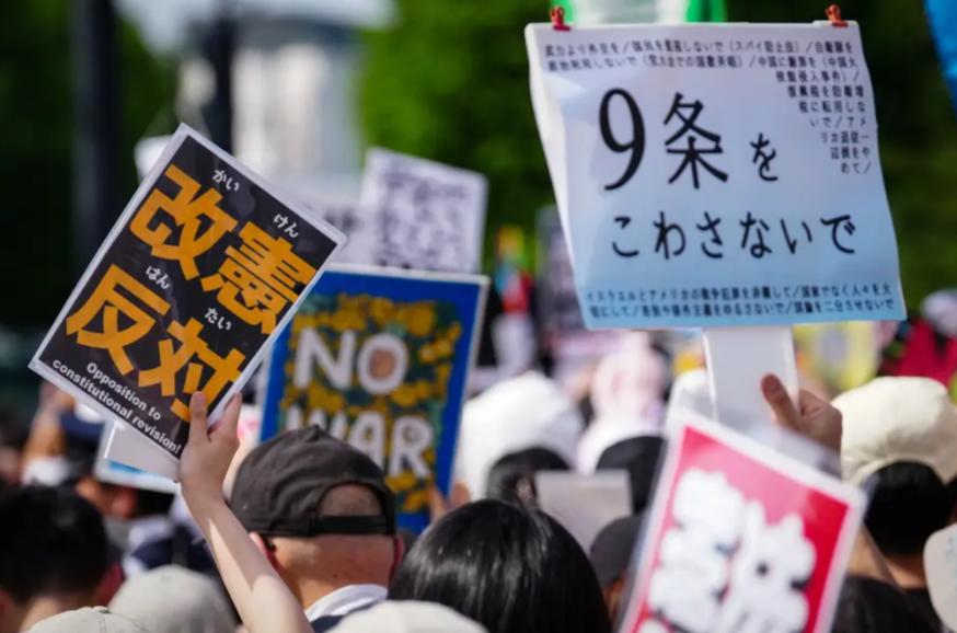 一个日本华人一针见血指出：现在中国若再战日本，撑不了14年，不是中国能撑多久，而