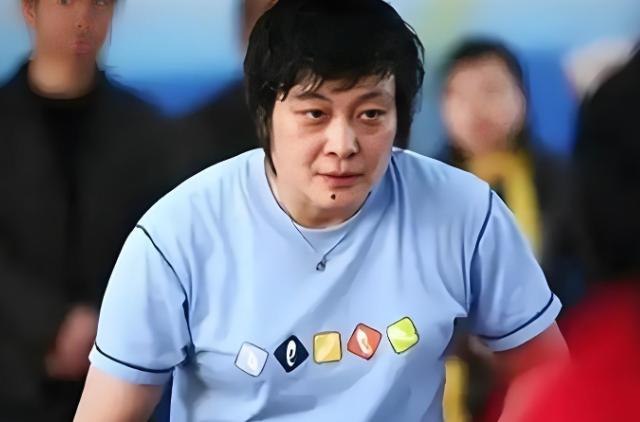 61岁的何智丽年轻时远走日本，老了想回上海养老，结果她护照上的名字还是“小山智丽