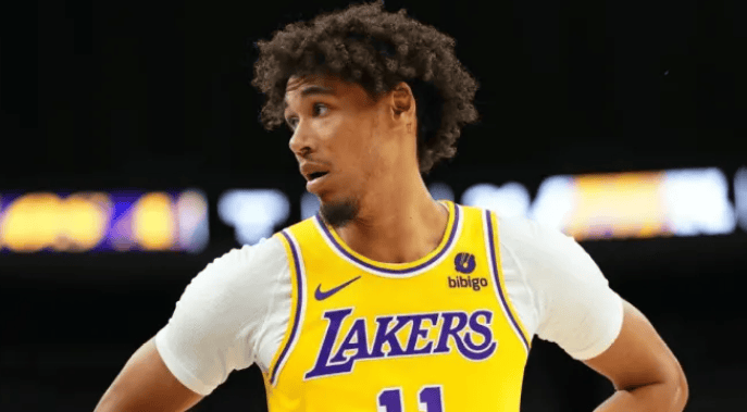 东契奇：海斯打得太棒了，可以说是精彩绝伦