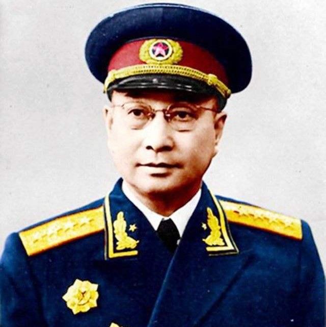 陈赓大将一生娶过两个女人，第二个妻子傅涯为他守寡49年，独自将4个孩子抚养成人，