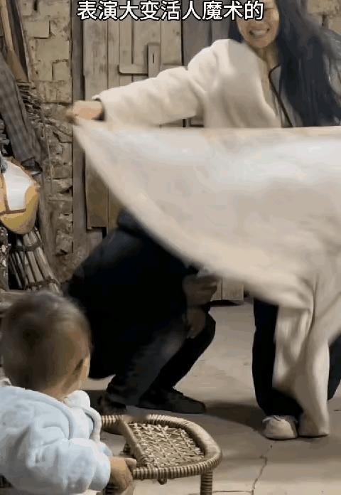 妈妈:好了，这下说不清了吧。