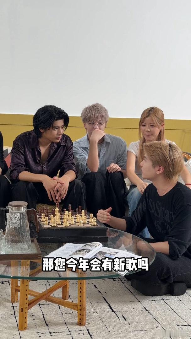 仁科说abandon也是一种选择仁科一个单词就是一节大师课🌟明明仿佛在插科打诨