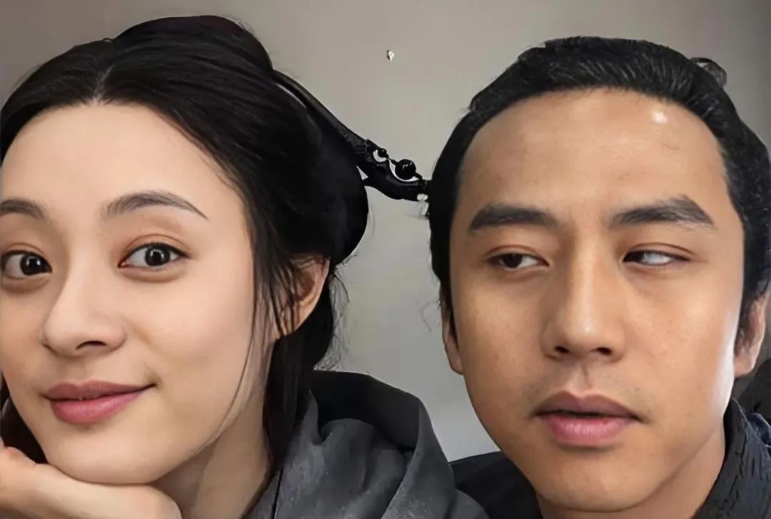 我能接受邓超46岁了，
也能接受他儿女双全，
但我不能接受46岁的邓超竟然还要