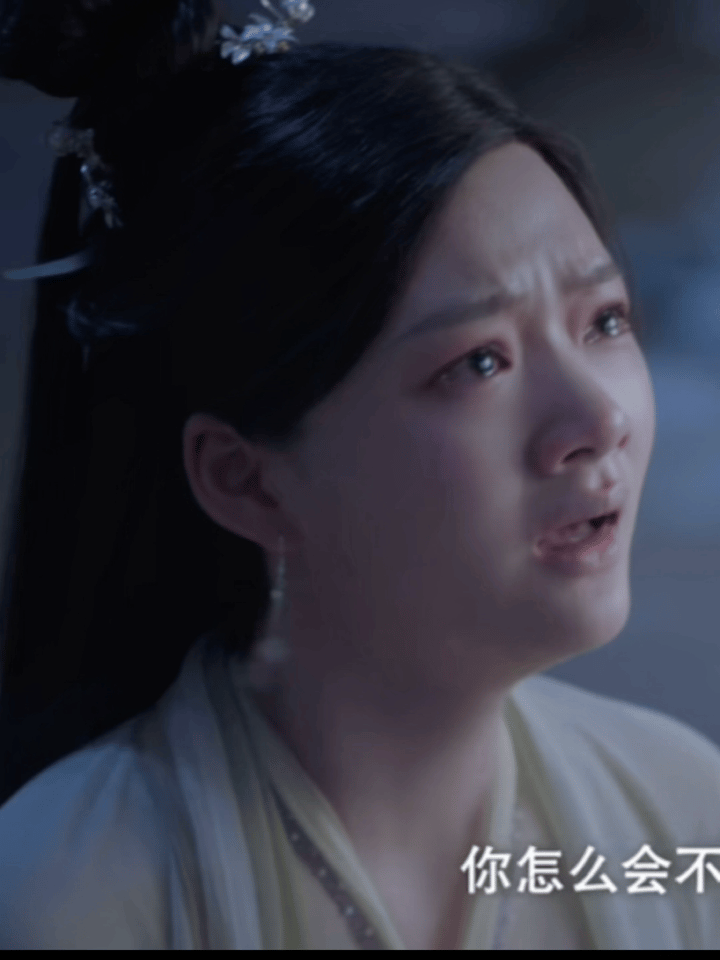 我一直以为玉骨遥的女主丑是营销号黑的结果直到我真的看了这部剧是真丑啊[泪][泪]