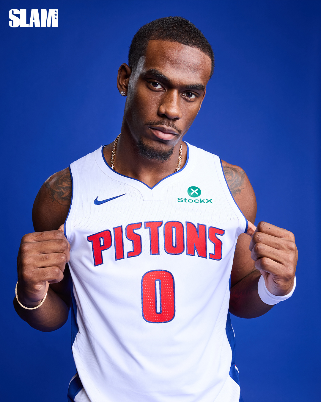 Shams：杜伦接受邀请参加全明星扣篮大赛。俩中锋了，有一种谁要拿冠军快抓紧抢最