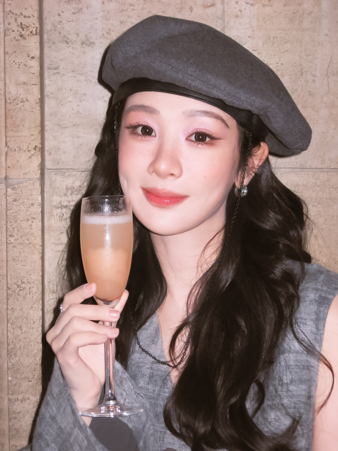 杨紫   yz杨紫何惟芳yz杨紫国色芳华“风中蕴含思念，花中包含爱意”【杨紫小夭