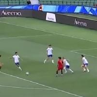 我的今日状态：😁轻松愉快
我这里的天气：🌧下雨
轻松享受观看喜欢看的比赛！