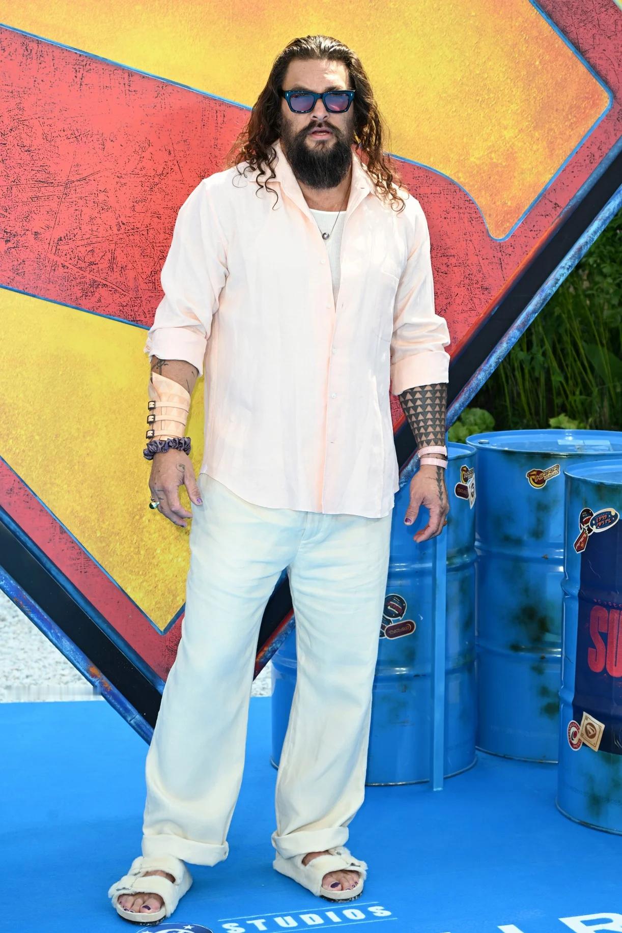 Jason Momoa 19日伦敦 电影Supergirl宣传 