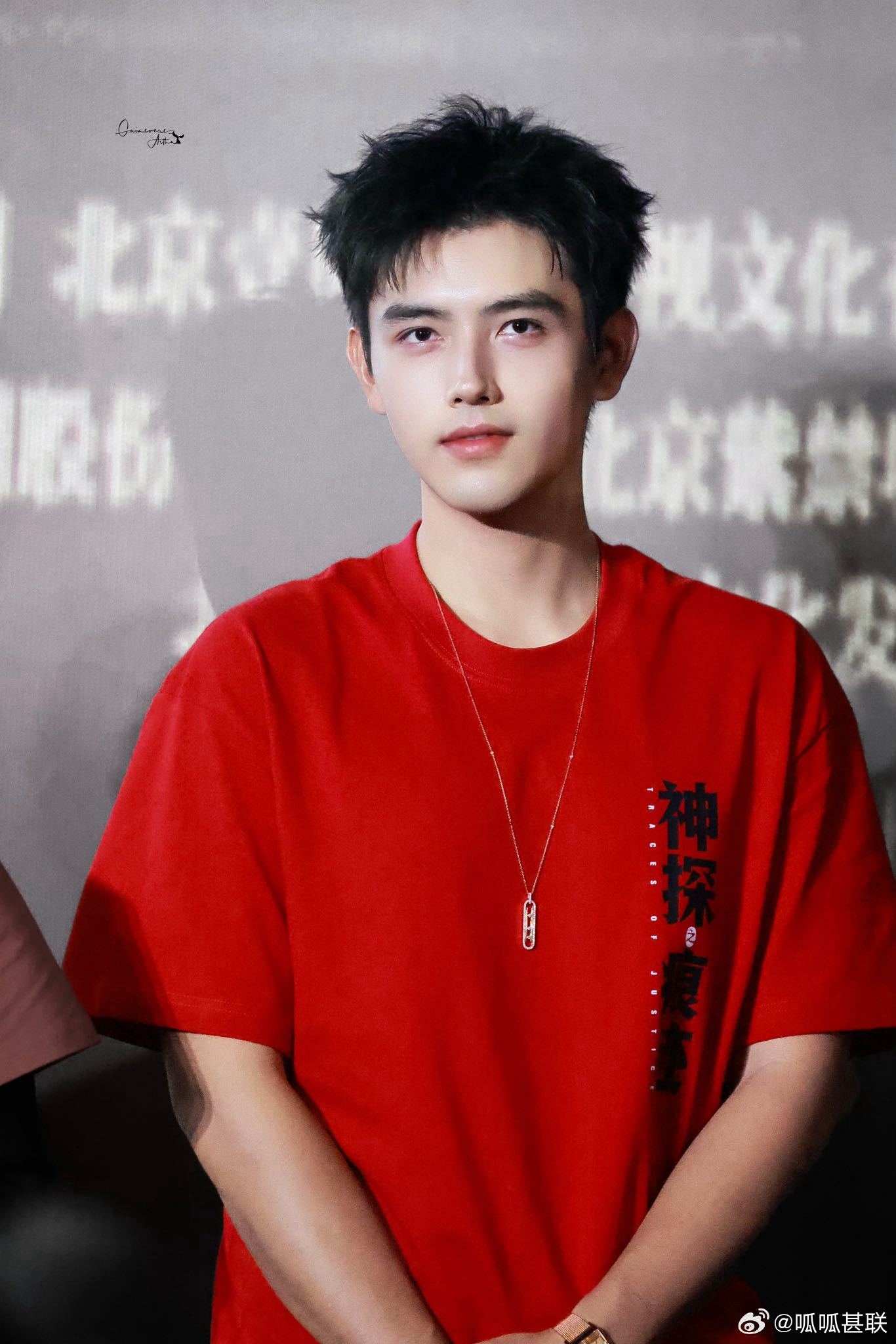 陈飞宇 转告我老子我爱他这个路演名场面真的很有意义，一句台词完成暖心反转，陈飞宇