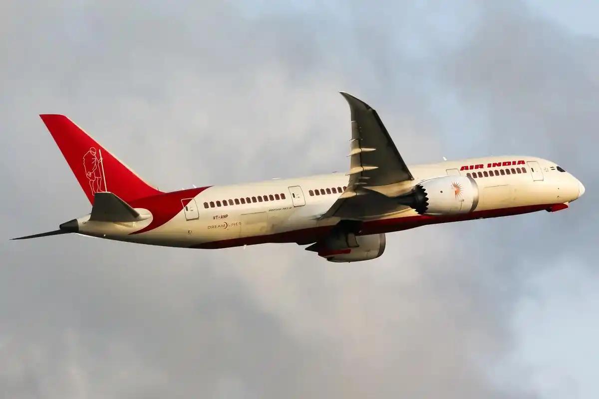 中方和印度同时宣布！

10月27日，印度和中国正式恢复了中断五年的直航航班，首