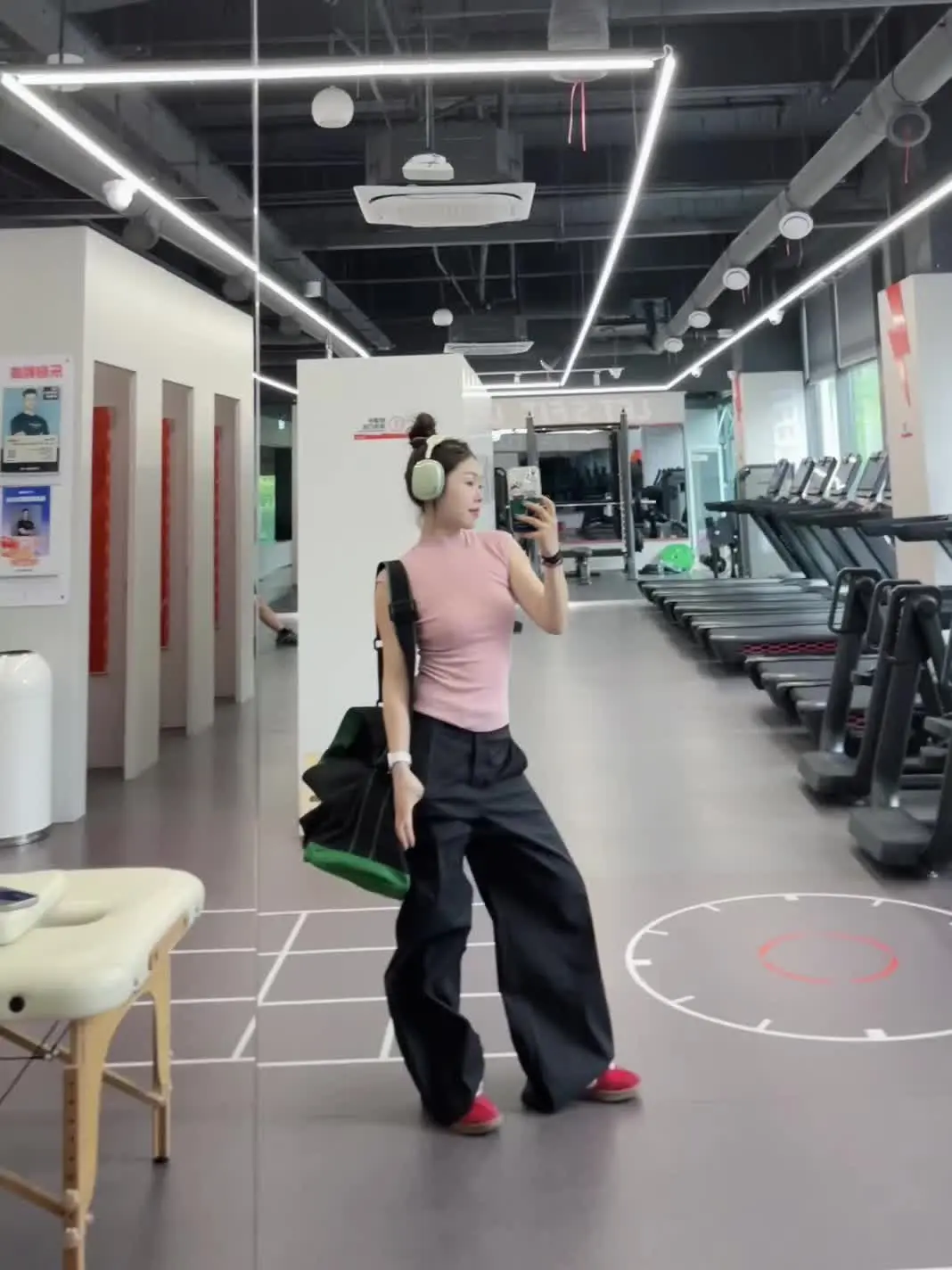 要年轻练肩背啊～