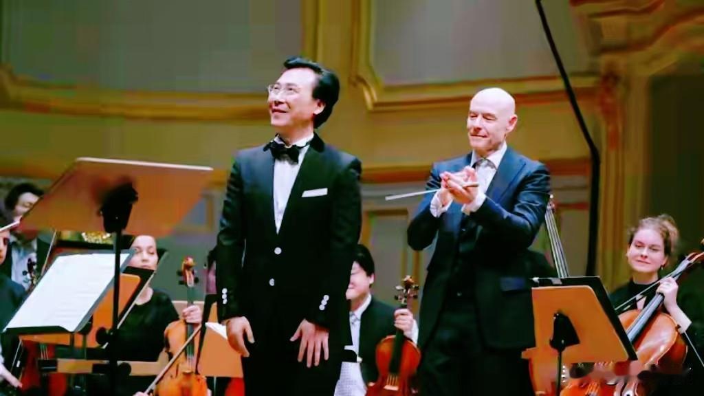 廖昌永：将中国艺术歌曲唱响到德国汉堡。
北京时间2026年6月21日四川省名人协