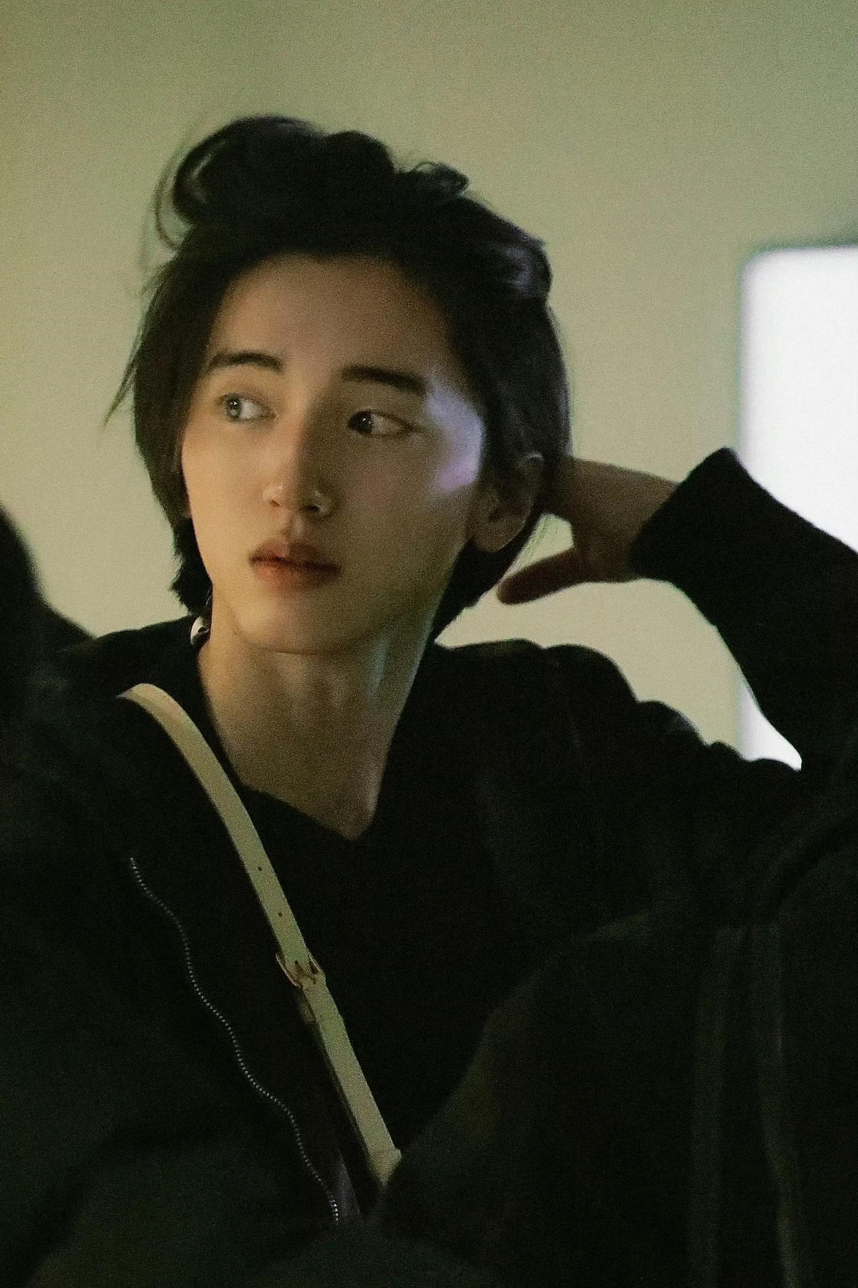 【道枝骏佑】说真的 打心底觉得这张脸把🇯🇵知名度拉高了   道枝骏佑直播 ​
