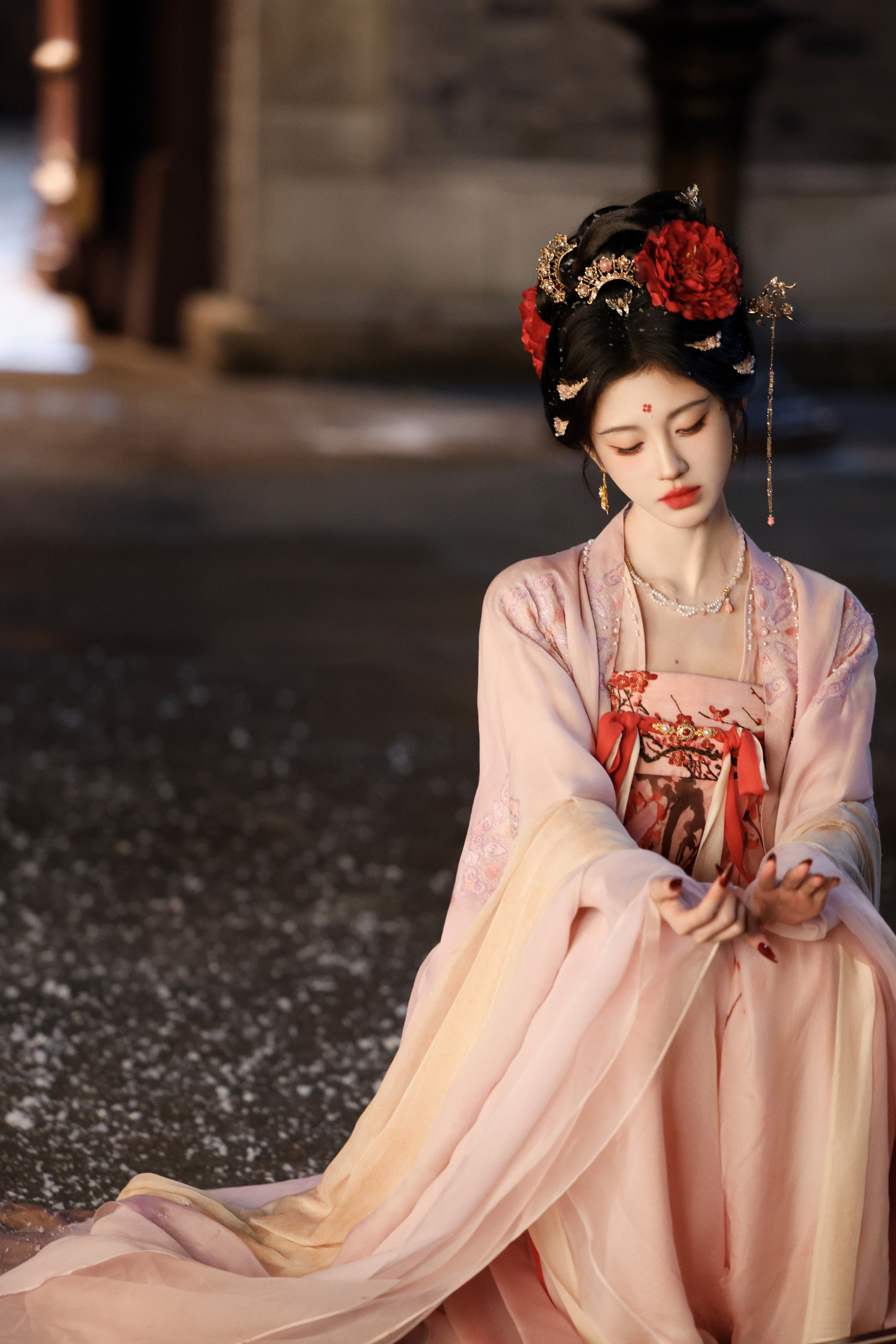 jjy鞠婧祎月鳞绮纪jjy鞠婧祎露芜衣牵着我的手 走以后的路