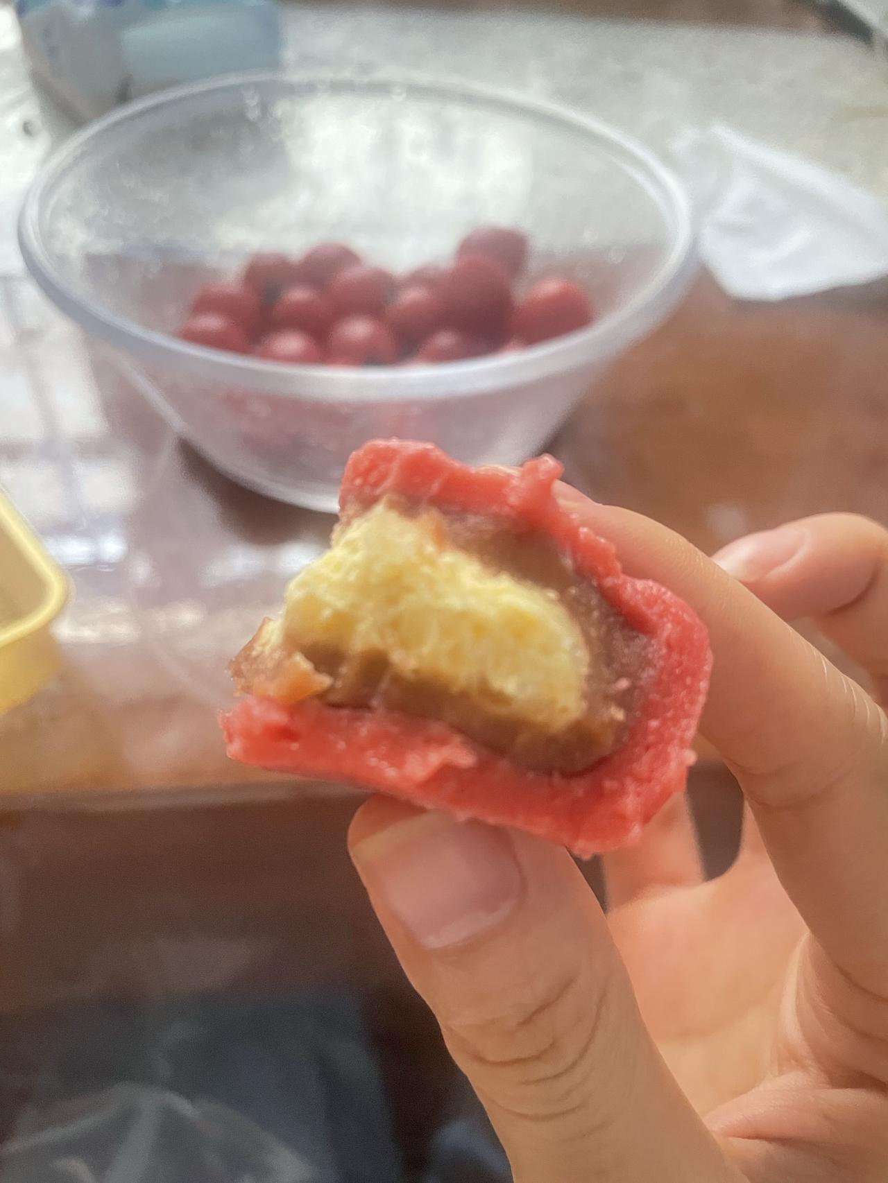 本来开开心心的节假日，
被老公的一句话打破了，
跟老公结婚8年，
一直都是我亲力