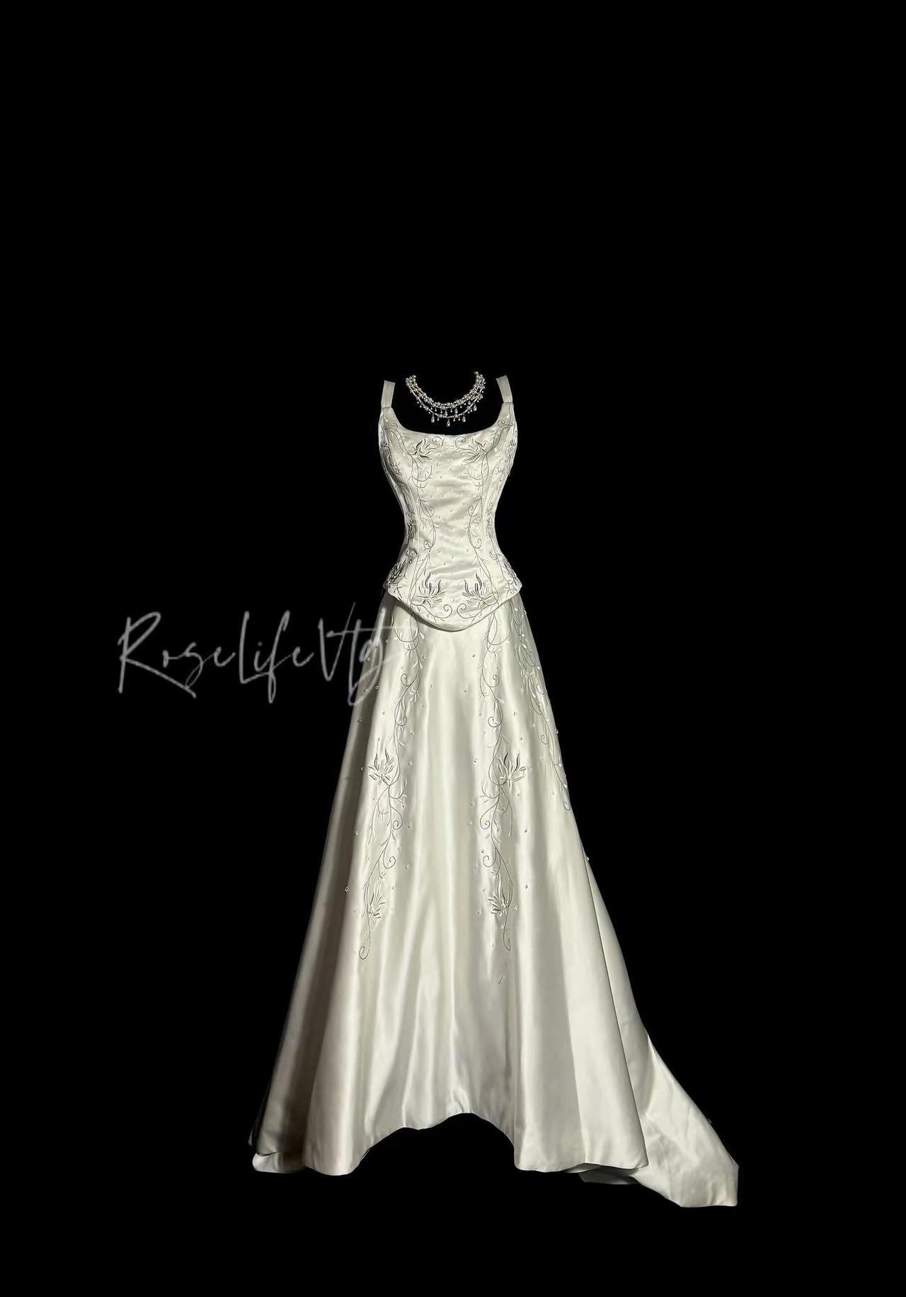 白月光序章。古着礼服 礼服 婚纱 公主的100条连衣裙