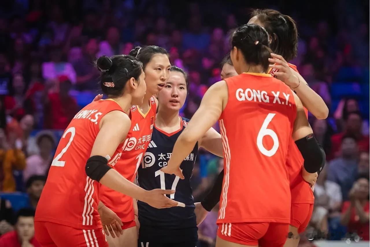 中国女排 3:2 逆转战胜德国女排！

中国女排在丢掉前两局的情况下，赵勇指导敢