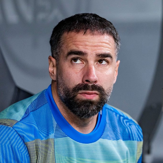 卡瓦哈尔的问题不在于上场时间或能否首发。他只是想和阿韦洛亚谈谈，弄清楚自己在球队