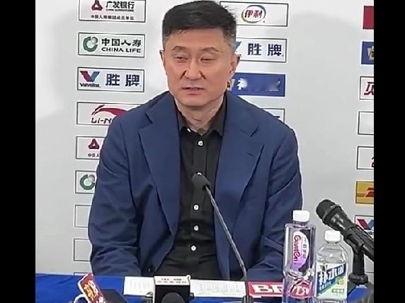 CBA最新消息：据广东男篮主教练杜锋指导接受采访谈到被淘汰是表示：“遗憾？我觉得