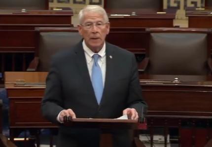 【普京只是“说说而已”】美国参议院军事委员会主席罗杰·威克发表了措辞强硬的演讲，