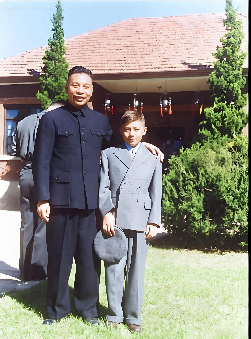 1946年7月7日，时值七七抗战纪念日，国府统治尚处表面安稳阶段，时任国民党中央