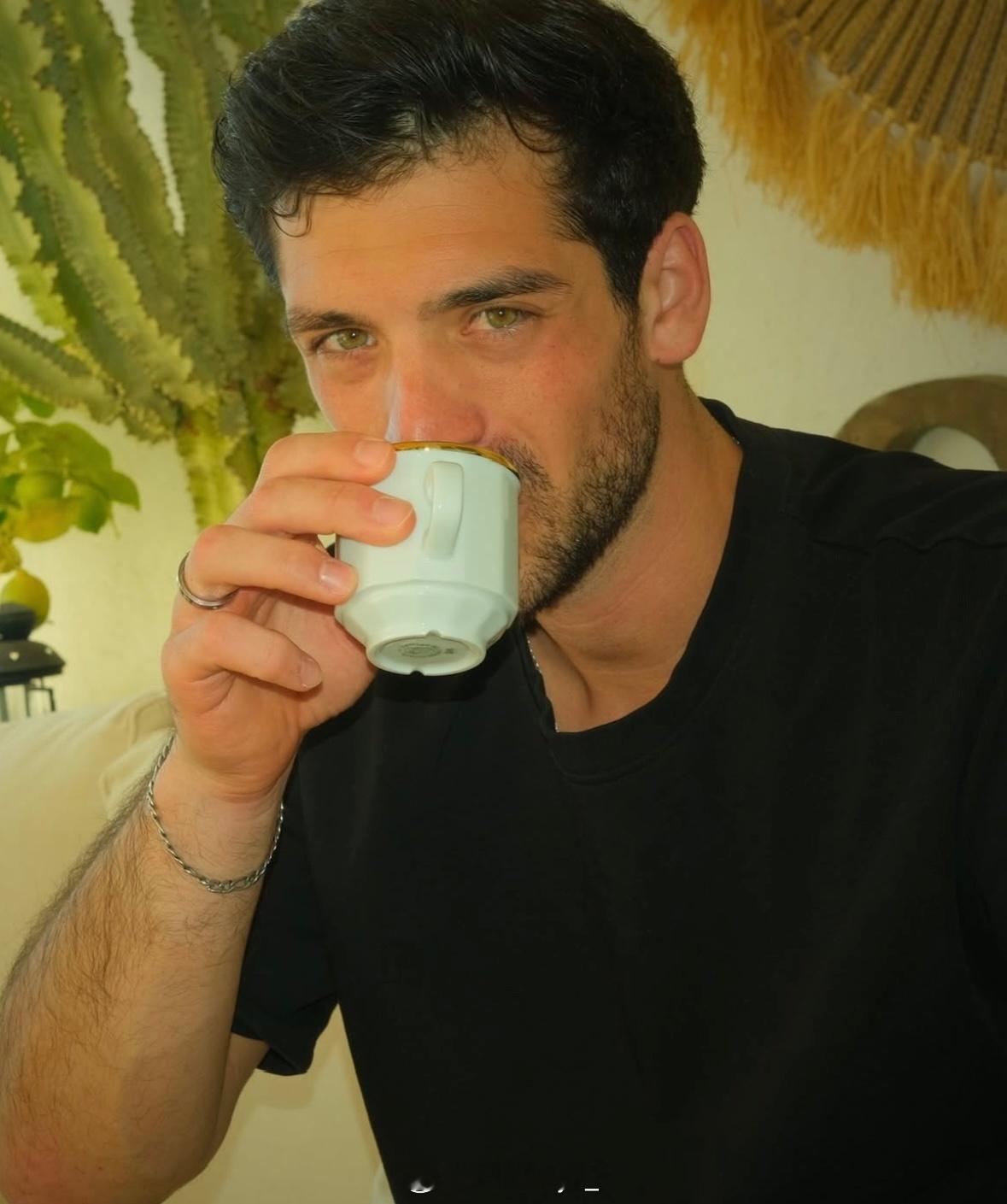 衬衫就这么自己开了卡什｜atpboys