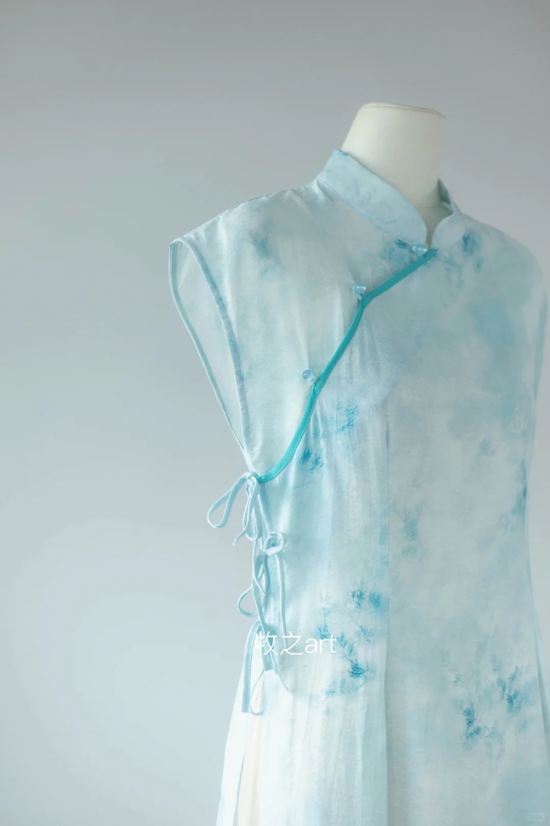 碎冰蓝连衣裙｜国风清冷感