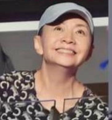 2026年8月22日晚，65岁的宋丹丹现身那英北京演唱会时，身穿一件20年前拍摄