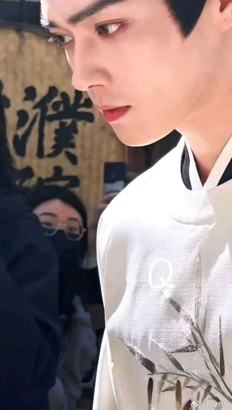 许凯怼脸路透许凯一瓯春怼脸路透许凯一瓯春怼脸路透，状态太好了，[爱慕][爱慕][