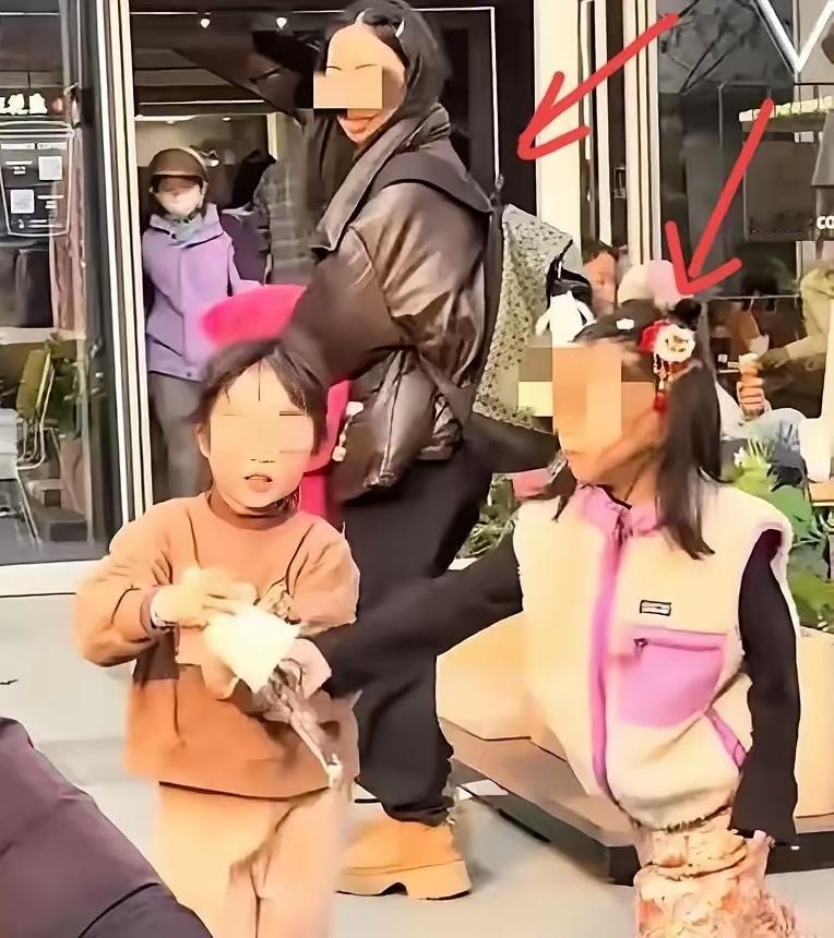 果然事教人，一教就会！浙江女孩被打翻水后续来了，肇事母女已道歉！她们不是知道自己