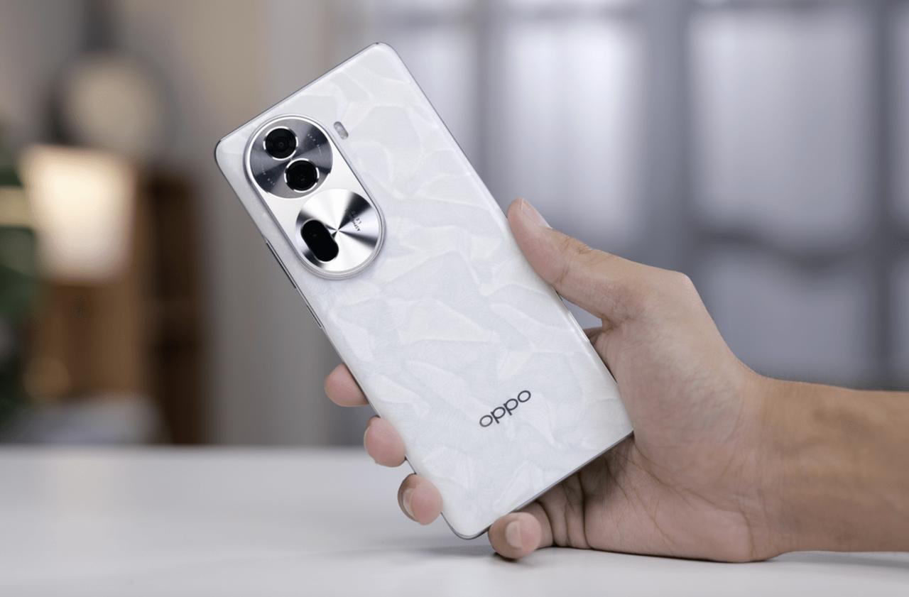 话说大家在买手机前会先去看用户评价吗？我觉得还是挺有必要的，相较于看博主的测评，