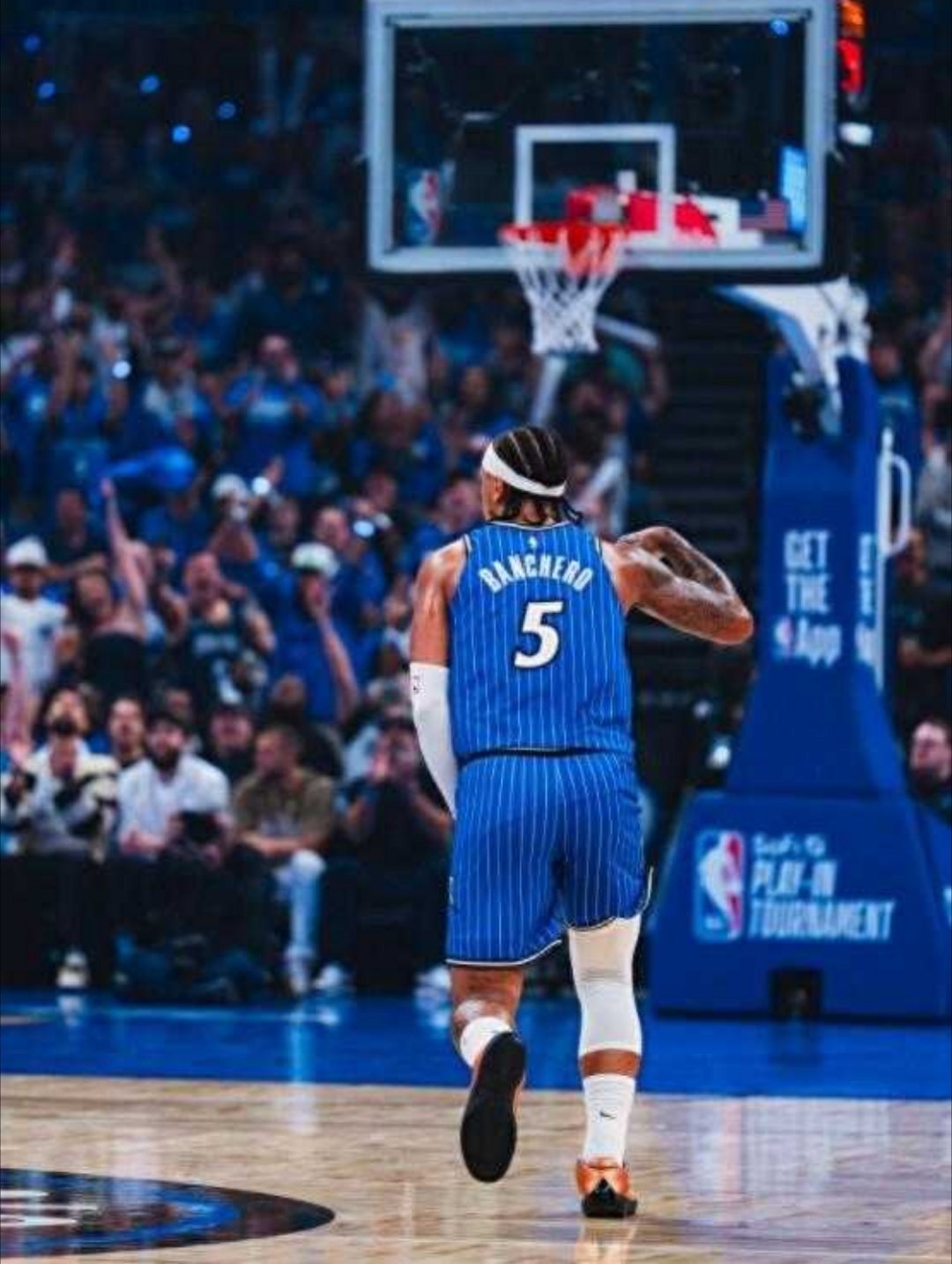 搭上季后赛末班车！全队5人得分上双，附加赛魔术121-90大胜黄蜂4月18日，N