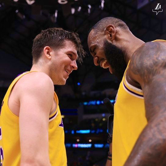 好家伙 里夫斯…又回到赛季初了詹姆斯好像也不想打全明星不如………nba