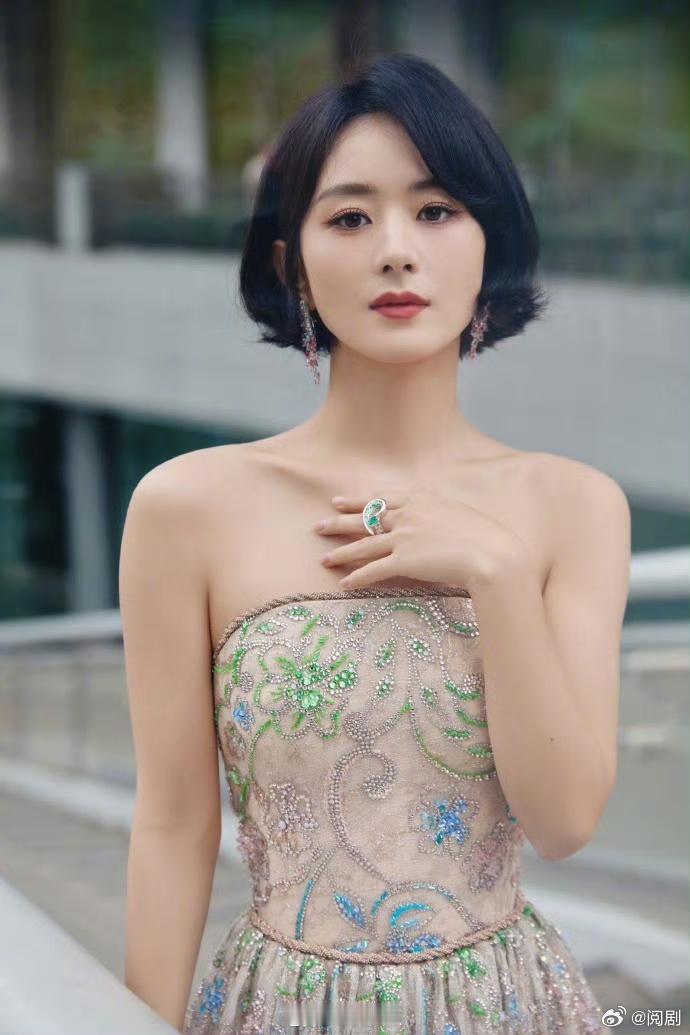 从作品到人气，赵丽颖全面开花，荣膺2024微博品质度TOP1，赵姐的辉煌继续书写