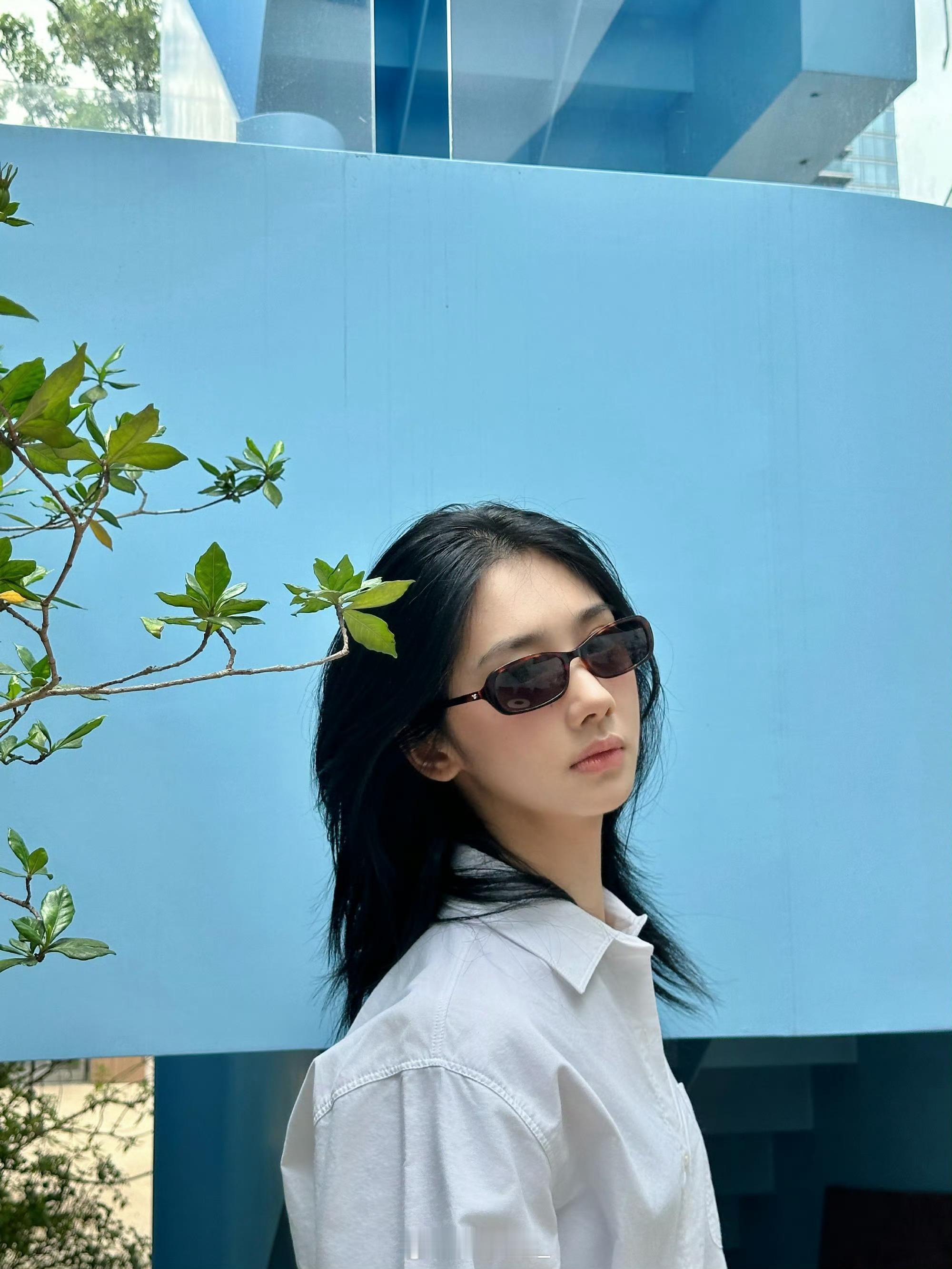 王影璐张莎莎wyl王影璐狮子回头“在遥远的追梦途中 你成为了我的光” "𝓘𝓷