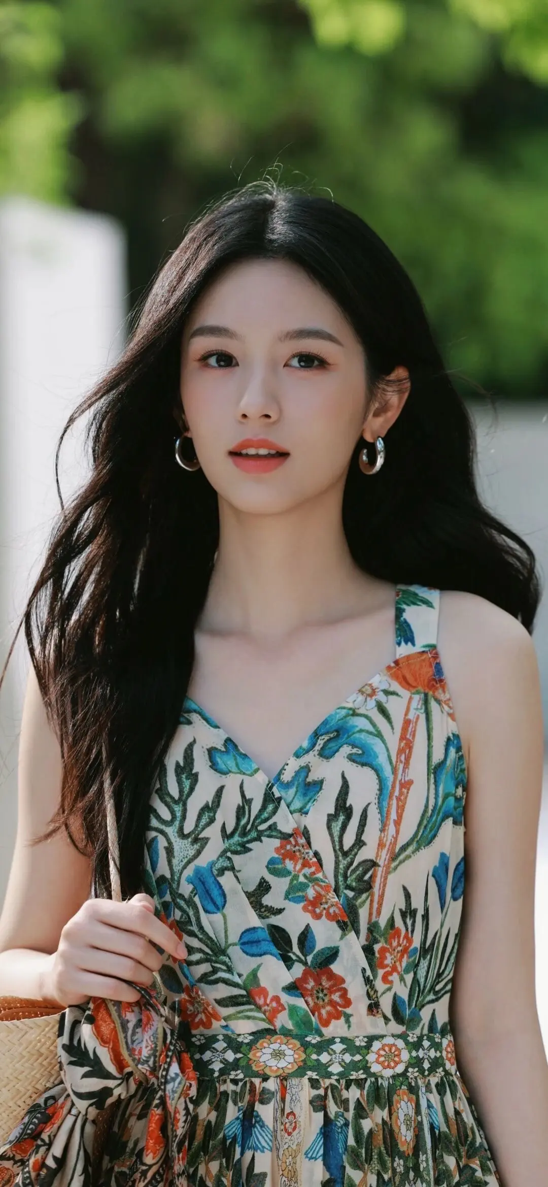 周也 浪漫女生
