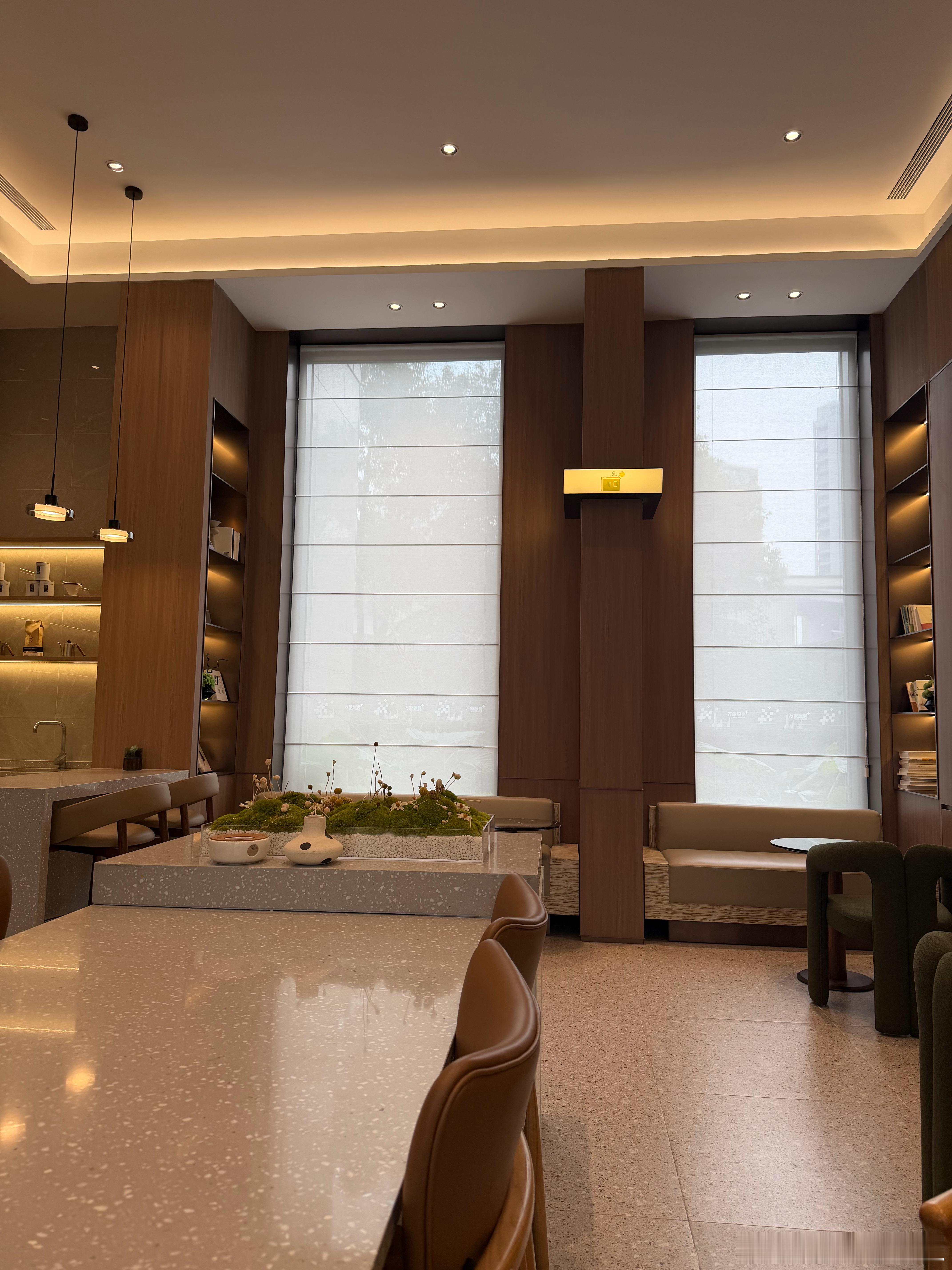 回到杭州 继续开始牛马劳模生活跟姚老板混一天吃9顿