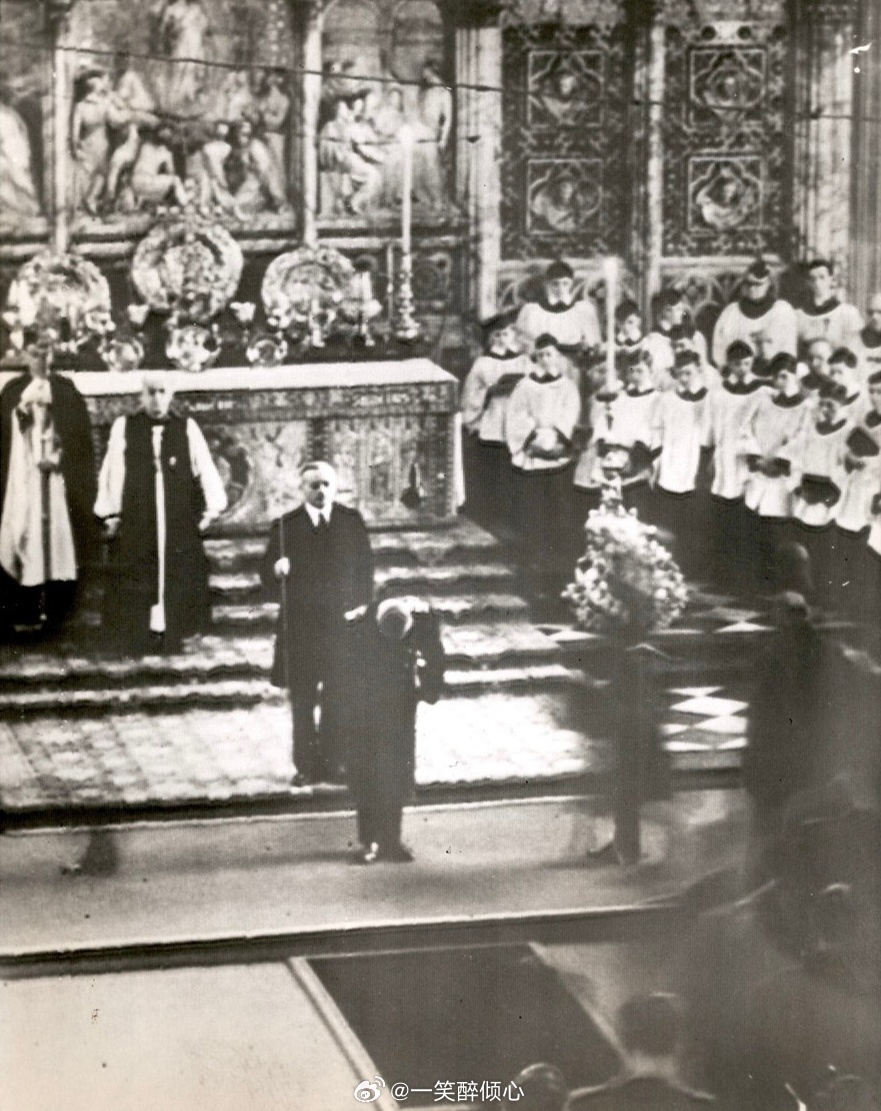 英国王室  7️⃣3️⃣年前的今天1953年3月31日，温莎公爵爱德华王子（即爱