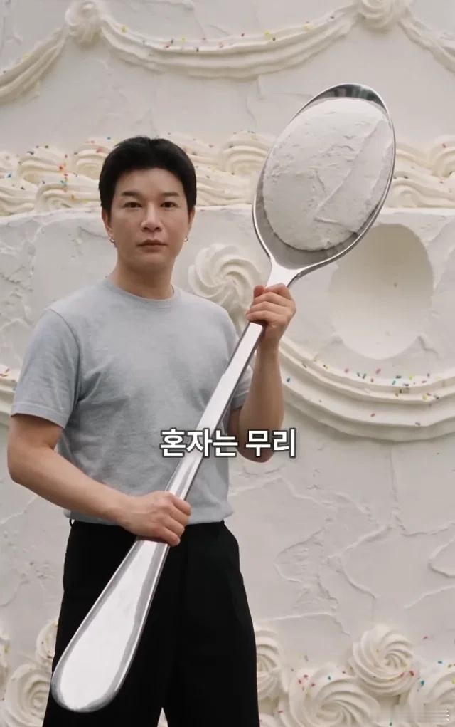 神童减重后现状 superjunior的门童减重37kg后的近况曝光，翻看他近期