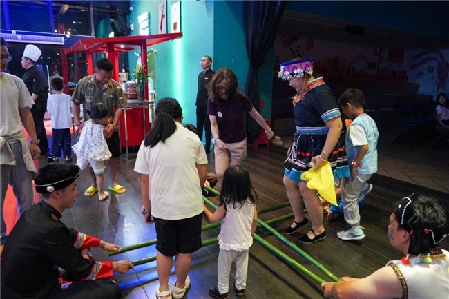 深挖在地民俗与亲子赛道 复星旅文创新产品打造高端度假增长新引擎