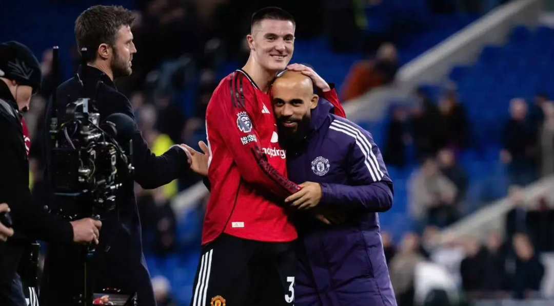 官方：姆伯莫退出本期喀麦隆国家队，将不会出战与国足的比赛曼联体育明星 官方消息，