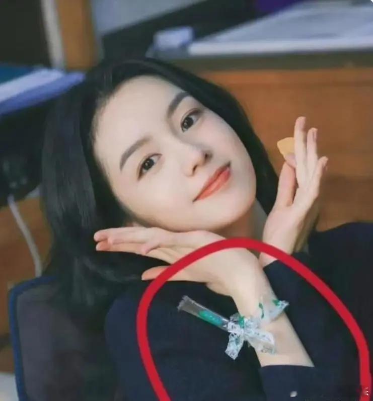 这要被巴黎世家看到还不得了​​​？ ​​​