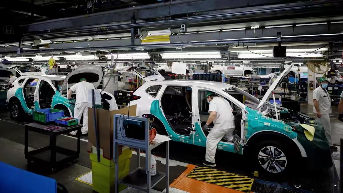 安世半导体事件堪称一场微型地缘政治风暴，其深层逻辑与中印贸易博弈、大国战略威慑等