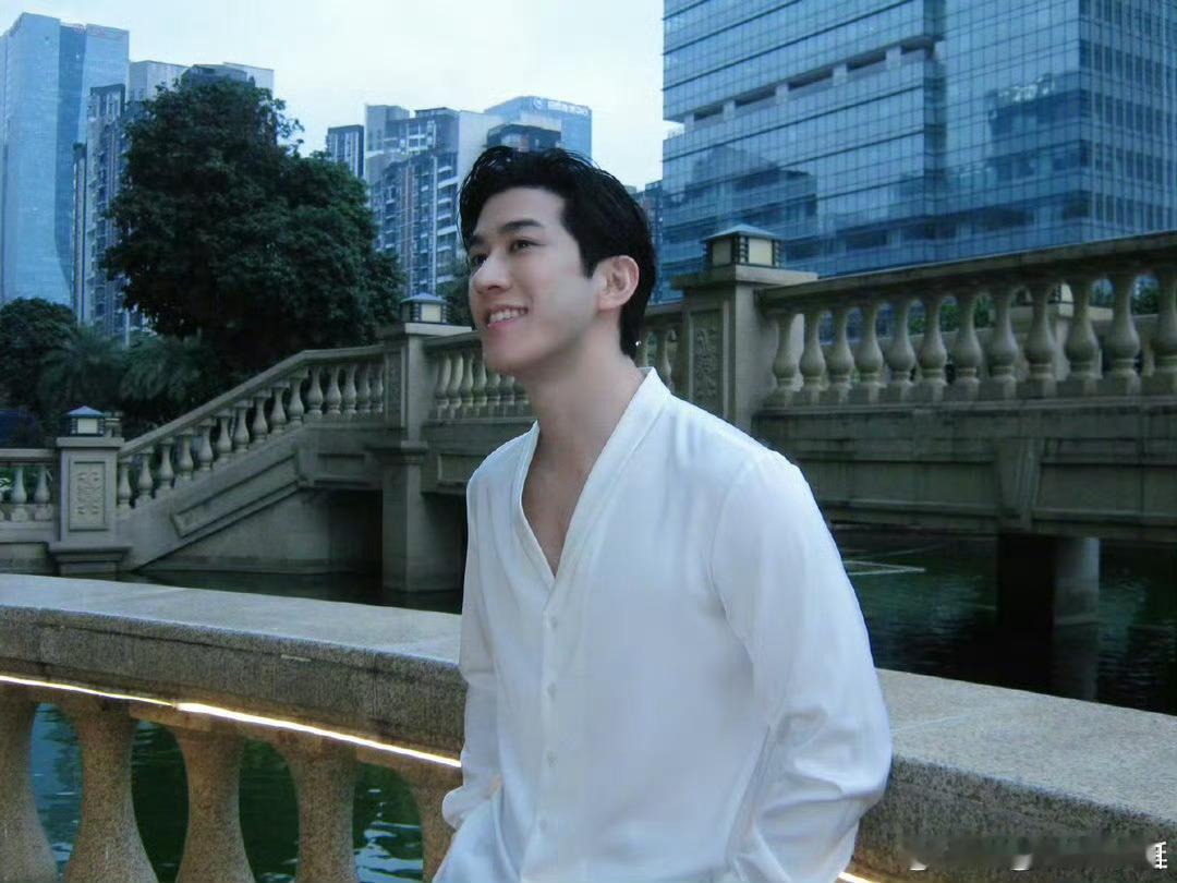 李治廷拳头乔家劲李治廷十日终焉官宣 李治廷新角色太可了！拳头硬气人设带感，贴合度